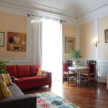 Elegante Appartamento Centro Storico Catane Extérieur photo